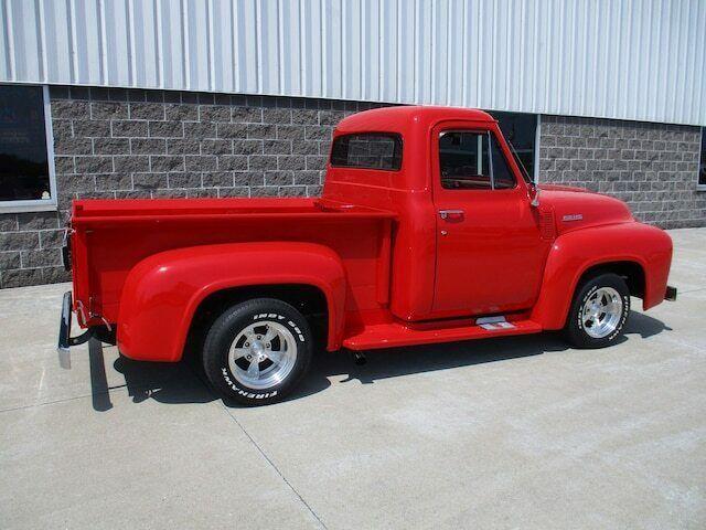 1953 Ford F-100 Hot Rod