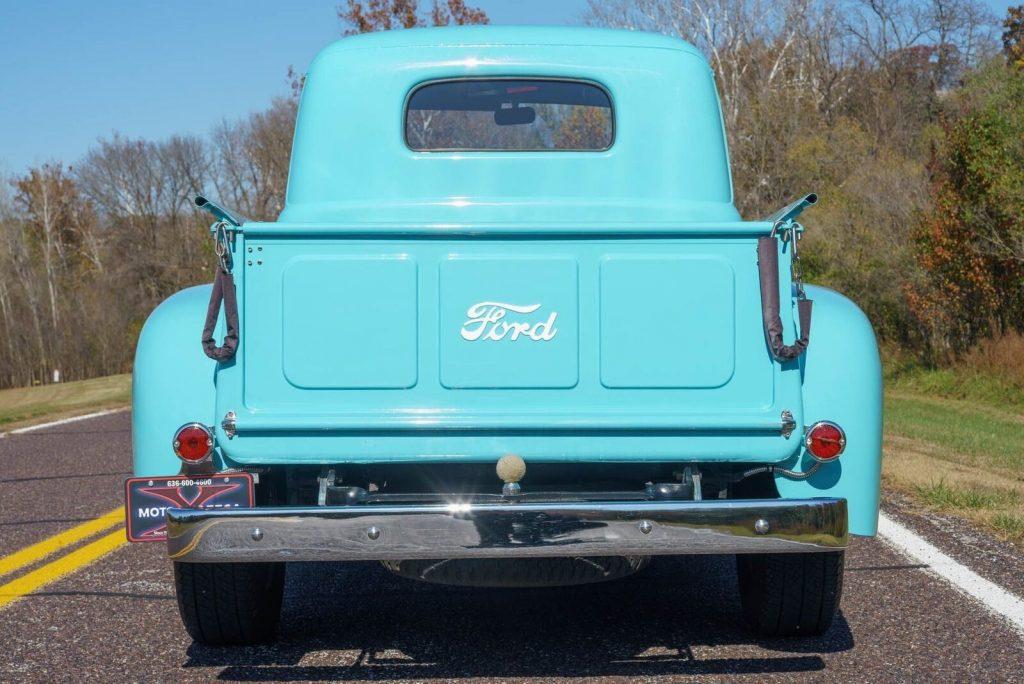 1949 Ford F-1 Half-Ton Pickup Truck