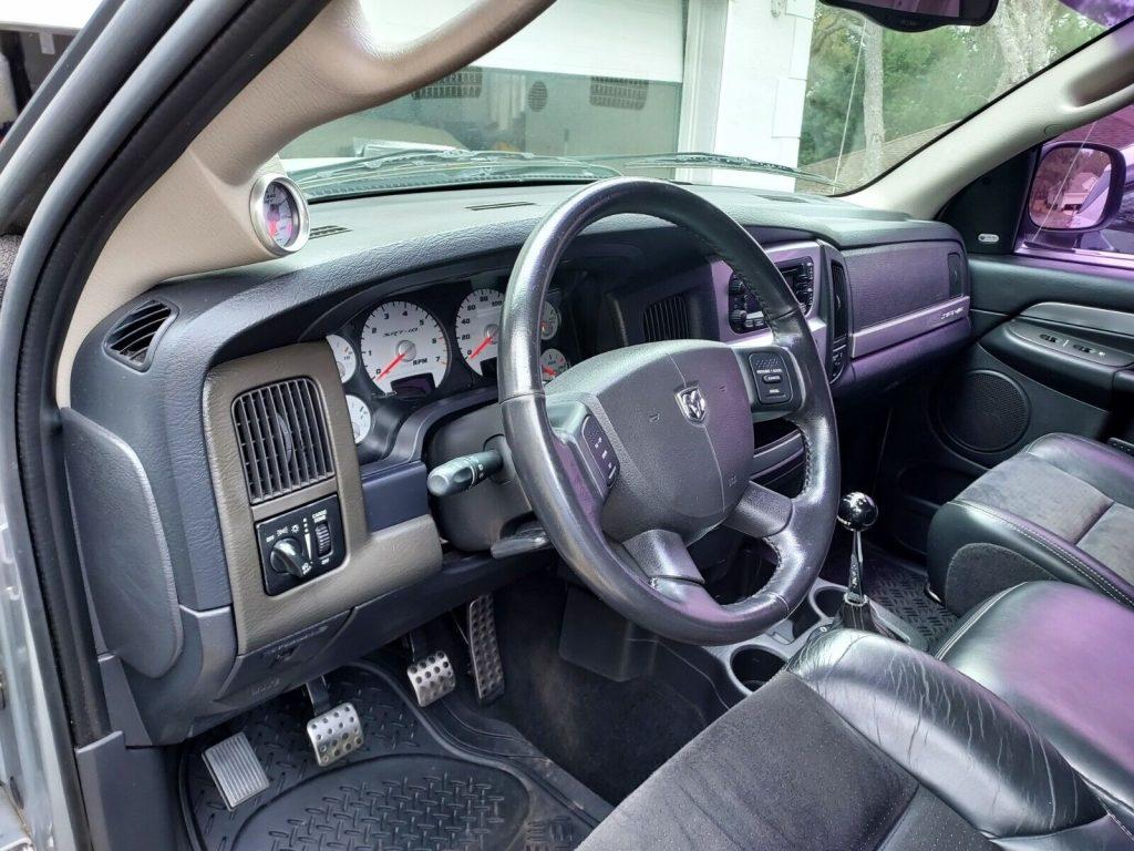 2005 Dodge Ram 1500 SRT-10 Viper