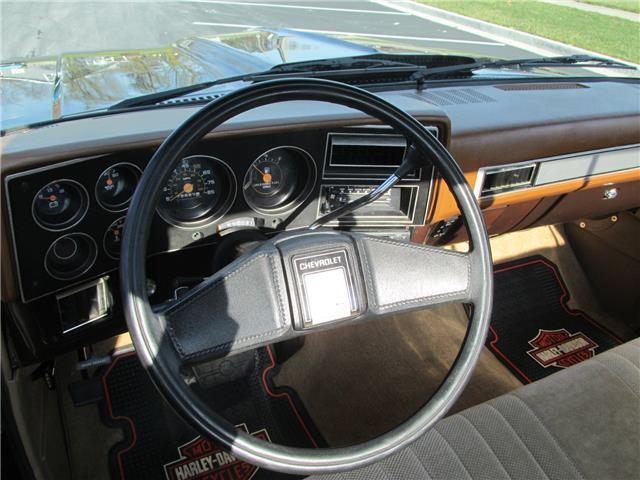 1985 Chevrolet Silverado Shortbox Pickup