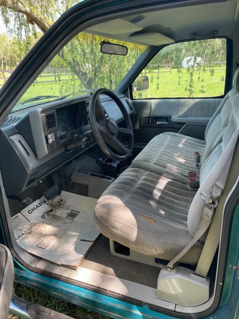 1993 Chevrolet K1500 pickup [everything works]