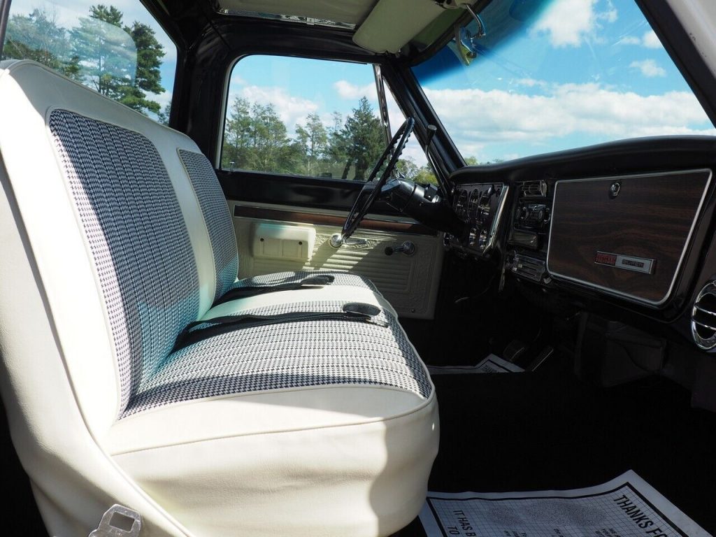 1971 Chevrolet C-10 Super Cheyenne Short Bed Fully Restored Like New