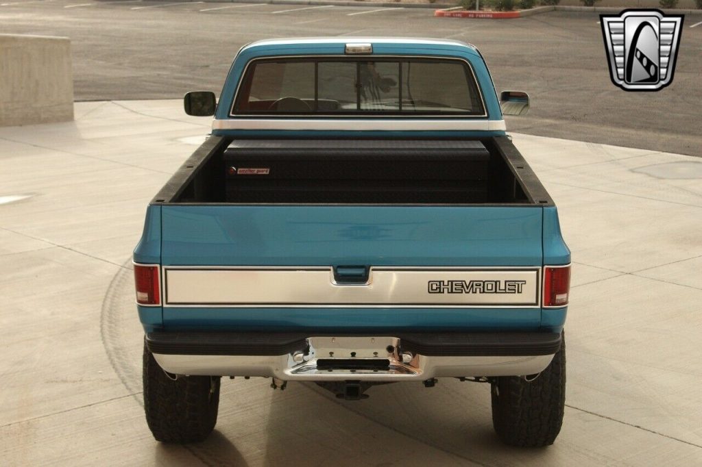 1981 Chevrolet C20 Silverado 4×4 Square Body