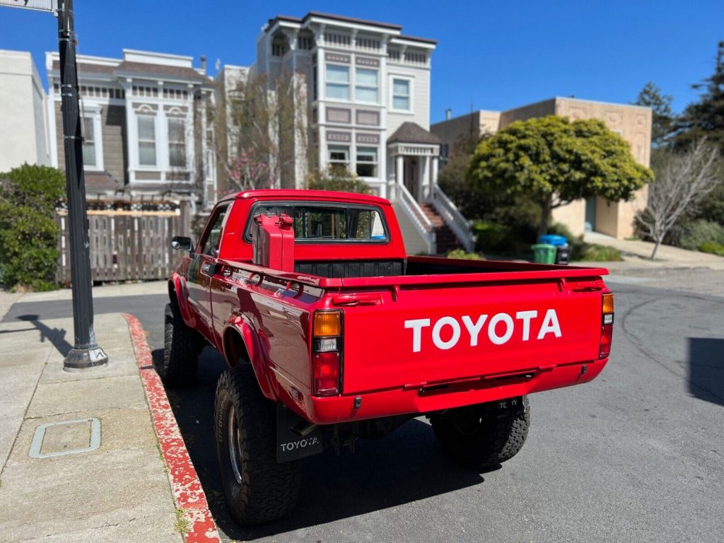 1981 Toyota 1/2 Ton Pickup