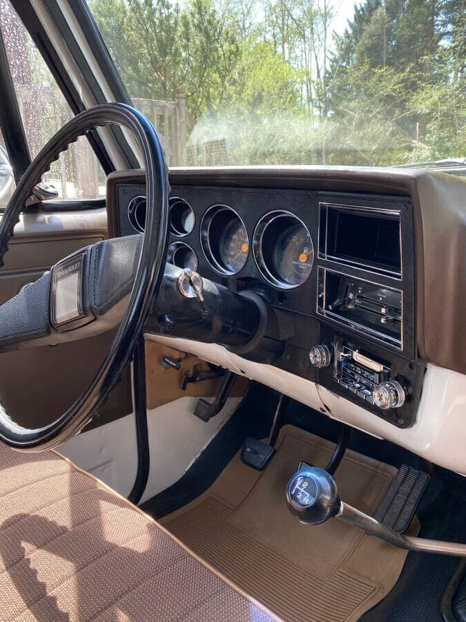 1987 Chevrolet K20 Custom Deluxe edition 4×4