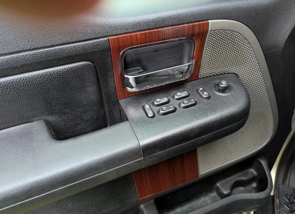 2006 Ford F-150 Lariat Truck – Harley Davidson Edition