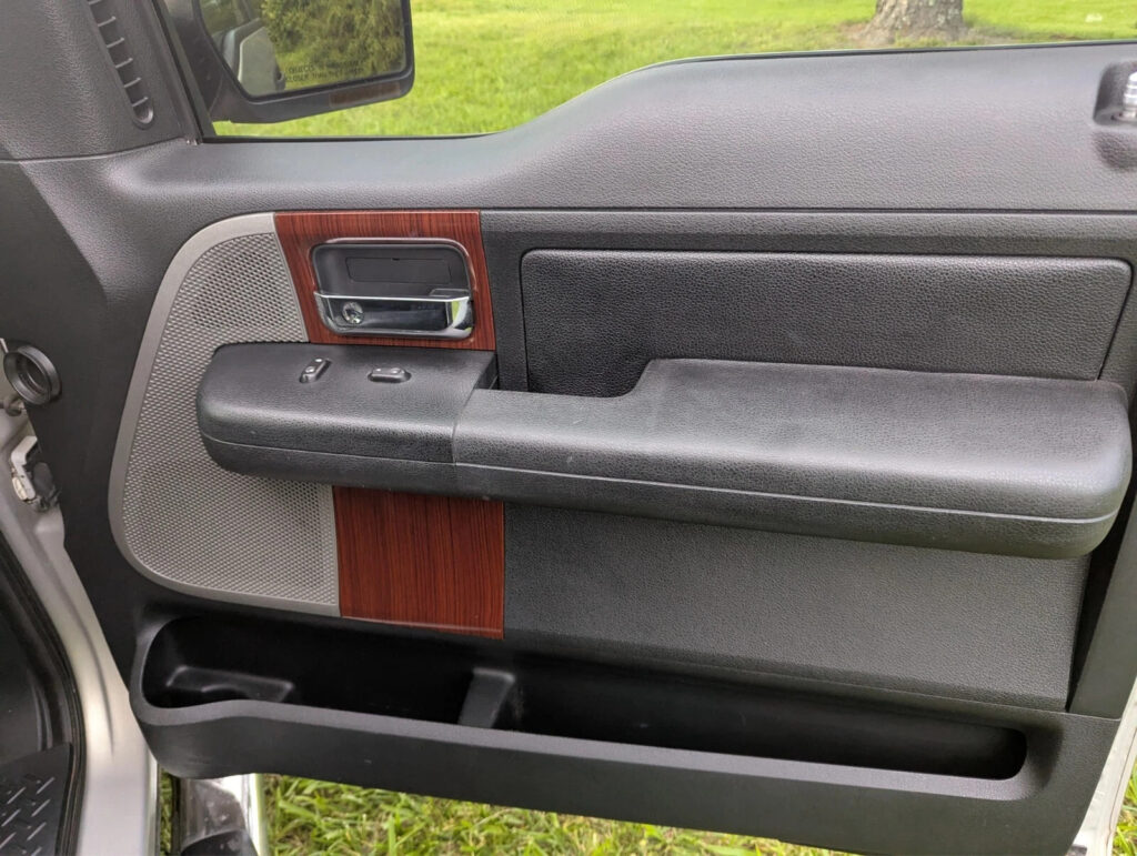 2006 Ford F-150 Lariat Truck – Harley Davidson Edition