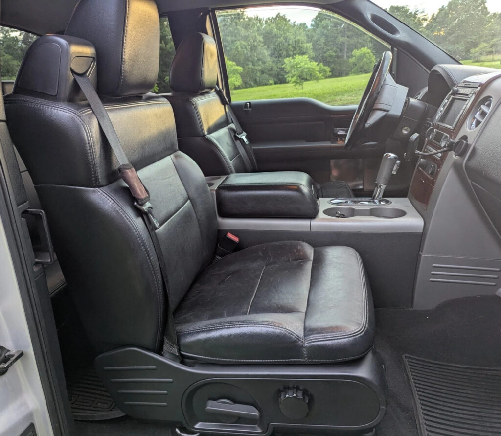 2006 Ford F-150 Lariat Truck – Harley Davidson Edition