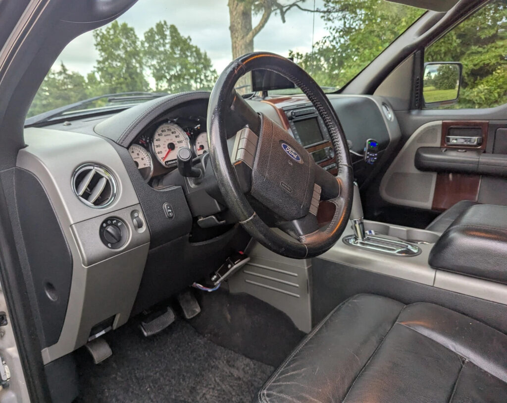 2006 Ford F-150 Lariat Truck – Harley Davidson Edition
