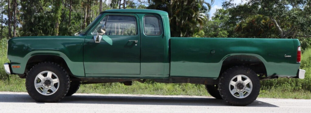 1974 Dodge Pickup 4×4 – W200 Extended Cab Power Wagon