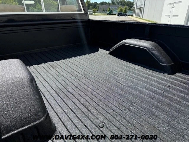 1981 Chevrolet K30 Silverado 4×4 Squarebody Pickup