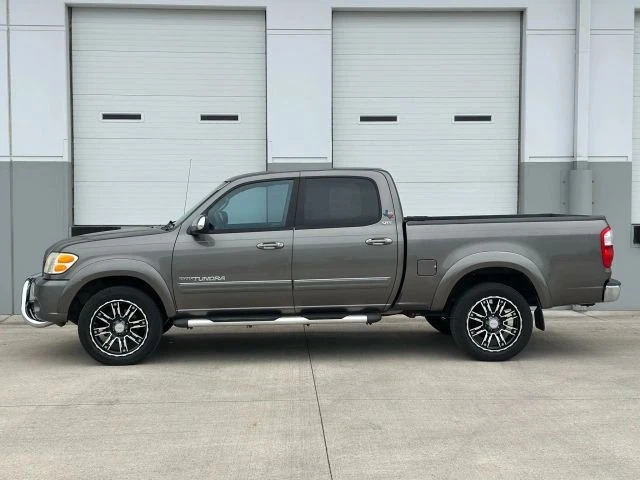 2004 Toyota Tundra SR5 Pickup 4D 6 1/2 ft