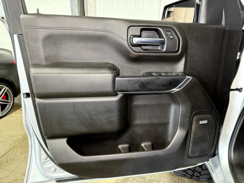 2022 Chevrolet Silverado 1500 LTD RST Crew Cab 4WD