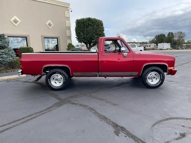 Used 1984 Chevrolet C20 Pickup Truck Custom Paint