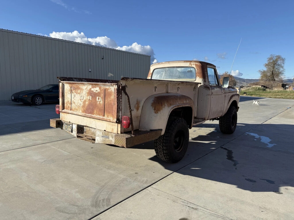 1962 Ford F100 Standard