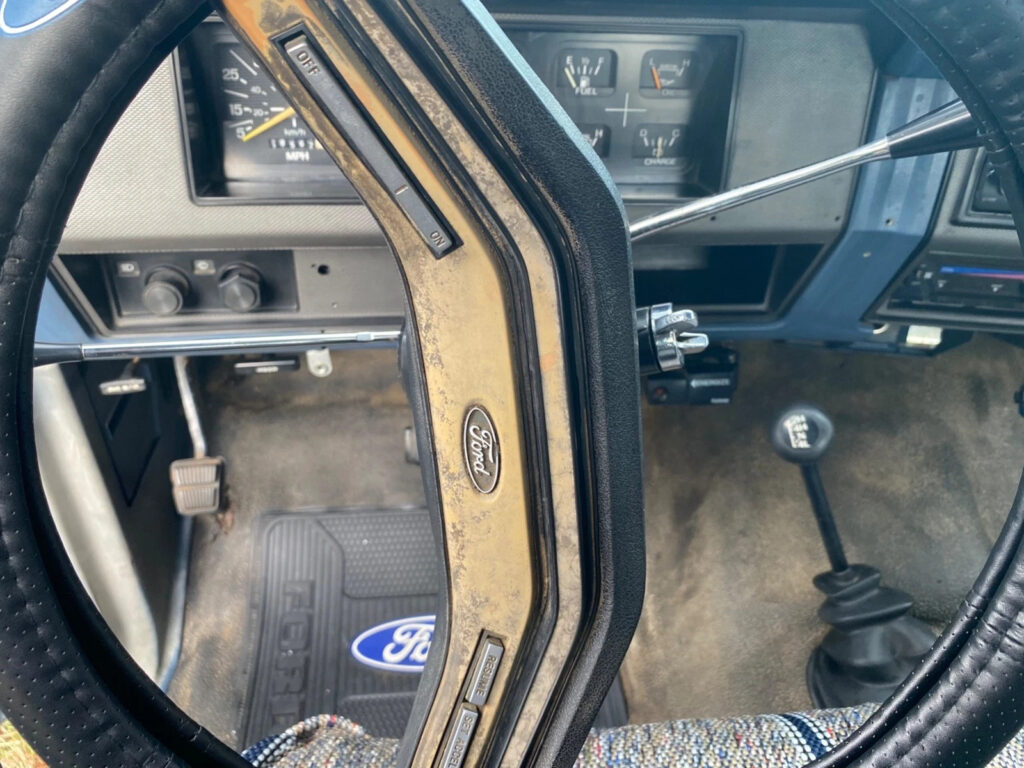 1986 Ford F-150 XLT Camper Special