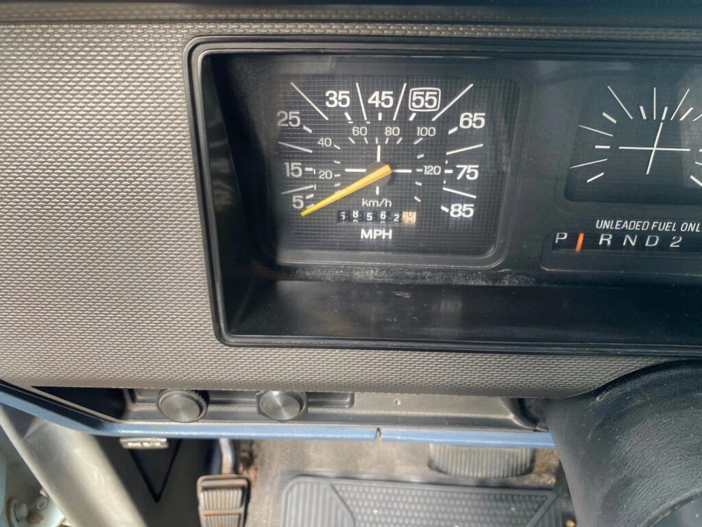 1986 Ford F-150 XLT Camper Special