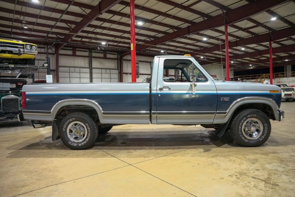 1986 Ford F150 XL 63013 Miles Light Smoke Metallic & Shadow Blue Pickup