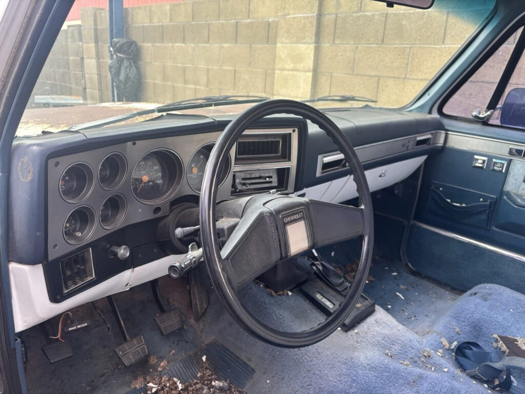 1987 Chevrolet K20 (heavy3/4 Ton) 4X4. Original 1 Owner. Always In Phoenix, No Rust