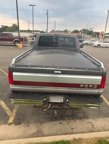 1987 Ford F-150 XLT Lariat  Standard Cab SB Pickup